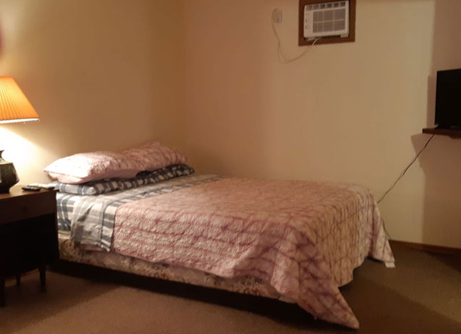 king bed accommodations Grandview